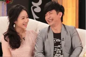黄舒骏与小25岁90后妻子近照，夫妻恩爱，妻子年轻漂亮图片