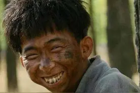 “第一丑星”巨兴茂，演了24年配角终成导演，今娶美妻成人生赢家图片