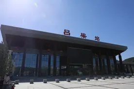 线路图+时刻表！这个省实现市市通动车图片