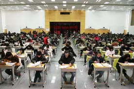 第2个林欢？15岁男孩走出考场称题太简单，后续剧情却很意外图片