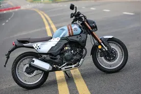 力帆200cc复古车，油箱加皮带，油耗2.2L，12880元图片