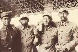 红军小班长指责大将指挥有问题，三句话连升三级，40岁授开国上将图片