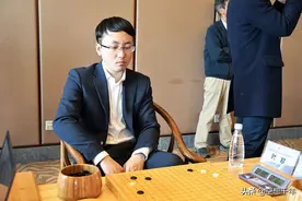 时越在2013年神奇问鼎世界第一：细数其职业生涯五大高光时刻图片