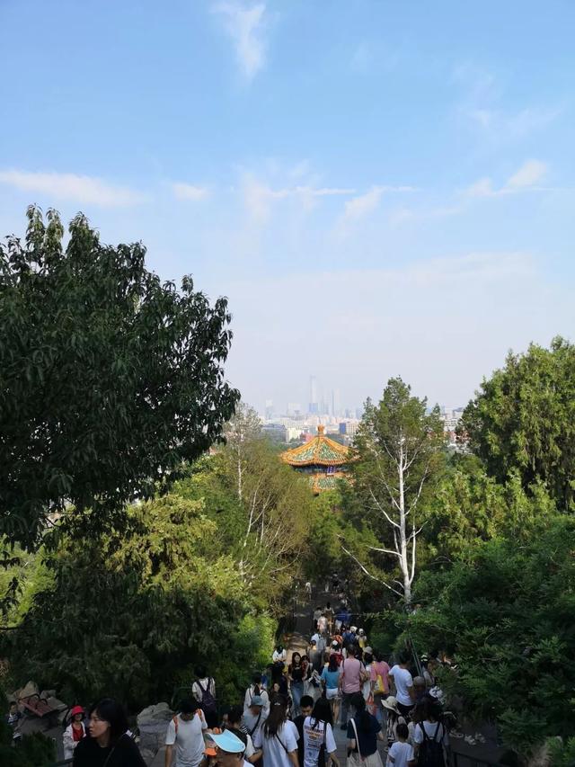 变焦就是对画面的裁切吗？你必须要搞明白变焦这回事儿