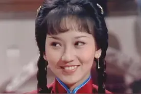 烤瓷牙风在娱乐圈刮嗨了！再无“美人龅”的风情、真牙的灵动图片