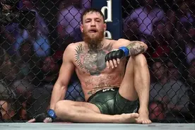 疯王陨落，嘴炮康纳，是怎么跌下神坛的？图片