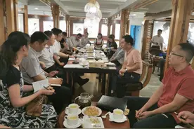 今年青岛市48名学霸考上清华北大！四区普高率过七成……图片