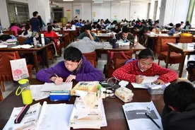 哥哥中考市第一，弟弟年级前3，父母坦言：从5岁起，牢记4字家规图片
