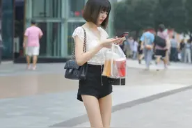 香奈儿Chanel CF黑金配色口盖包 8套穿搭示范 你喜欢哪套？图片