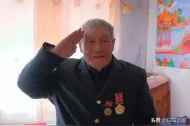 87岁老党员李万才：穿行在枪林弹雨中的运输兵图片