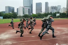 特战女学员图片