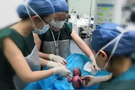 “吾家小女初长成” 910g超低出生体重儿康复出院啦！图片
