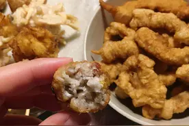 炸酥肉记得用对料，有4样缺一不可，炸好后香酥好吃，不回软图片
