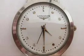 分享一块不太真的浪琴手表，这块手表上的英文都是什么意思呢？图片