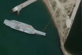 仿造“美军航母”，伊朗演练军事打击？图片