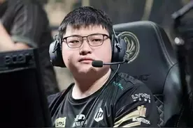 Uzi战队招聘要求：LOL韩服大师300，王者Q区前300，服务器前100图片