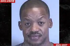 当初照顾过姚明，资产千万，弗朗西斯因为什么变得落魄潦倒？图片