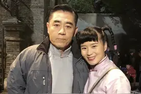 15年只见了妈妈2次！那个曾被丁嘉丽“遗忘”的女儿，终于走红了图片