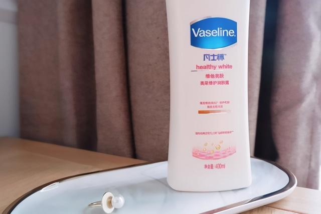 身体乳抹了后洗澡有点滑