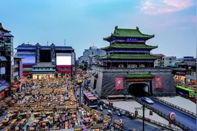 全球第一城，如今变四线图片