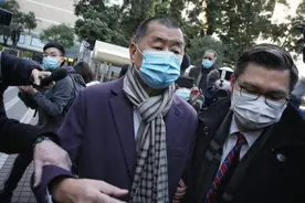 不做中国人，那就取消中国国籍！中方一剑封喉，断了乱港分子后路图片