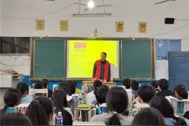 讲英雄故事 传红色精神——江西省丰城市淘沙镇开展“党史教育”进校园活动图片