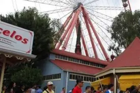 该国街道都是中国制造，就连服务员都会说中国话，如今有30万华人图片