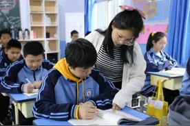 中考之后才知道，初中生走读和住校区别有多大，可惜没有后悔药图片