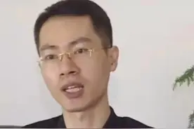 鸿星尔克刚火起来就摊上事了，被曝是外国独资，但网友态度一边倒图片