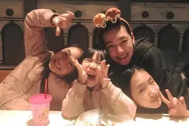 43岁小S和女儿公开互怼：最“不正经”的妈，竟养出了这样的女儿图片