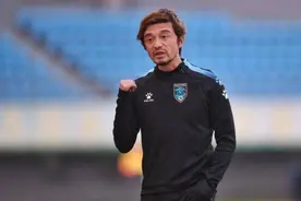 暗讽上港？名记评谢晖：说恒大一点事没有，但某些队不能碰图片