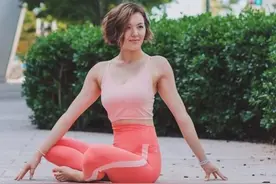 推荐一套晨练瑜伽序列，增强能量，让你一天活力满满图片