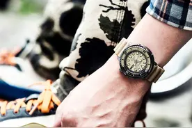 Seiko鲔鱼罐头变潮 连阿诺戴过的双显表都翻新了图片