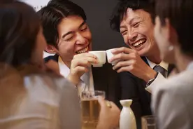 卖最贵光瓶酒！江西“酒王”火遍全国，江西本地人却说它不是酒王图片