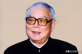 文可治国，武可安邦——李先念，毛主席心中的英雄少年图片
