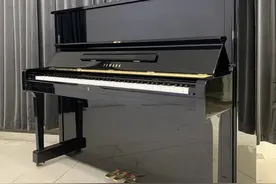 「翰森钢琴」YAMAHA（雅马哈）U1M，长1510W×高1210H×宽610Dmm图片