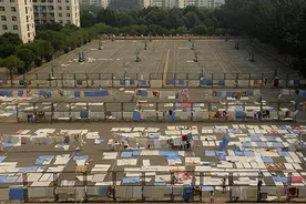 大学生晒被子有多“奇葩”？目之所及，物尽其用，万物皆可晒图片