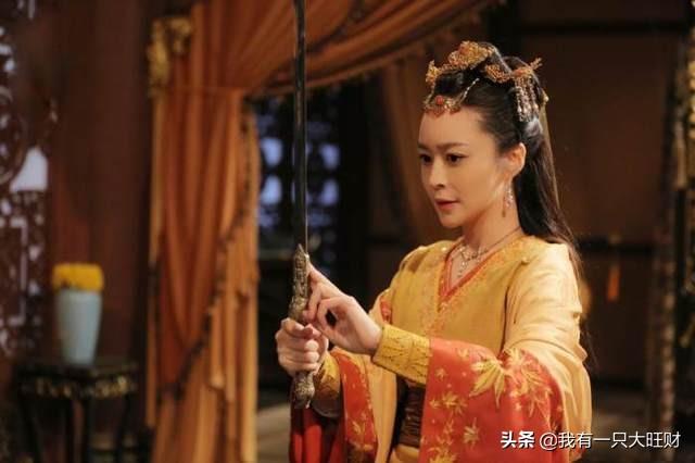 《媚者无疆》姹萝一生孤傲，只会为刑风低头，却相爱相守不能相拥