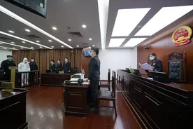 两名发烧友走私老爷车 价值83万被判刑图片