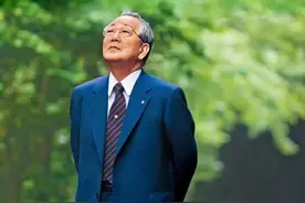 稻盛和夫：没钱没本事的人，牢记这条成功方程式，人生会有转机图片