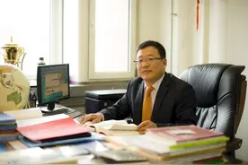 曾破格晋升教授！他就职辽宁名校，科研成果创效近亿元，主流媒体纷纷报道！图片