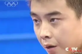 雅典奥运会，罗斯科夫对王皓赢了一局，昔日对手刘国梁已成教练图片