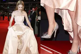 人人都爱的jimmy choo高跟鞋，你对它的经典款了解多少图片