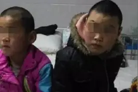 女子连生3个宝宝都患脑瘫，跪地痛哭流涕：老天对我不公平图片