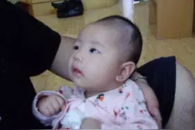 美国儿科学会：大人对着小婴儿“喋喋不休”，会培养出“聪明娃”图片