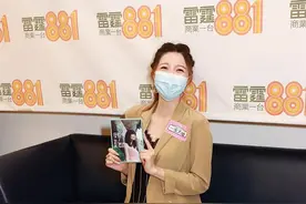 吴若希接受郑裕玲采访追星成功，自曝怀二胎忙工作身体过荷图片