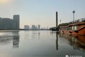 运河游船-京杭大运河通州段图片