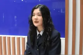 新疆18岁女孩“人美歌甜”，同时被15所世界名校录取，有颜又有才图片