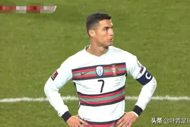 凌空一脚！C罗破荒了，18年神迹诞生！全队炸锅，疯狂拥抱图片