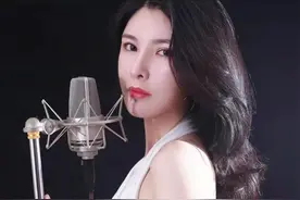 陌陌主播鱼妹Miya再登MOMOTV 与粉丝分享新歌录制进程图片